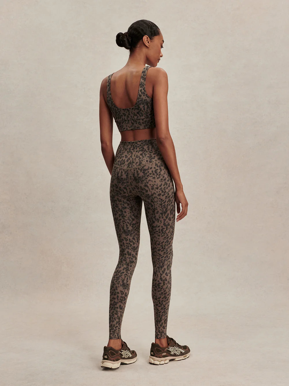 #color_brown-contrast-cheetah