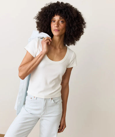 #color_antique-white