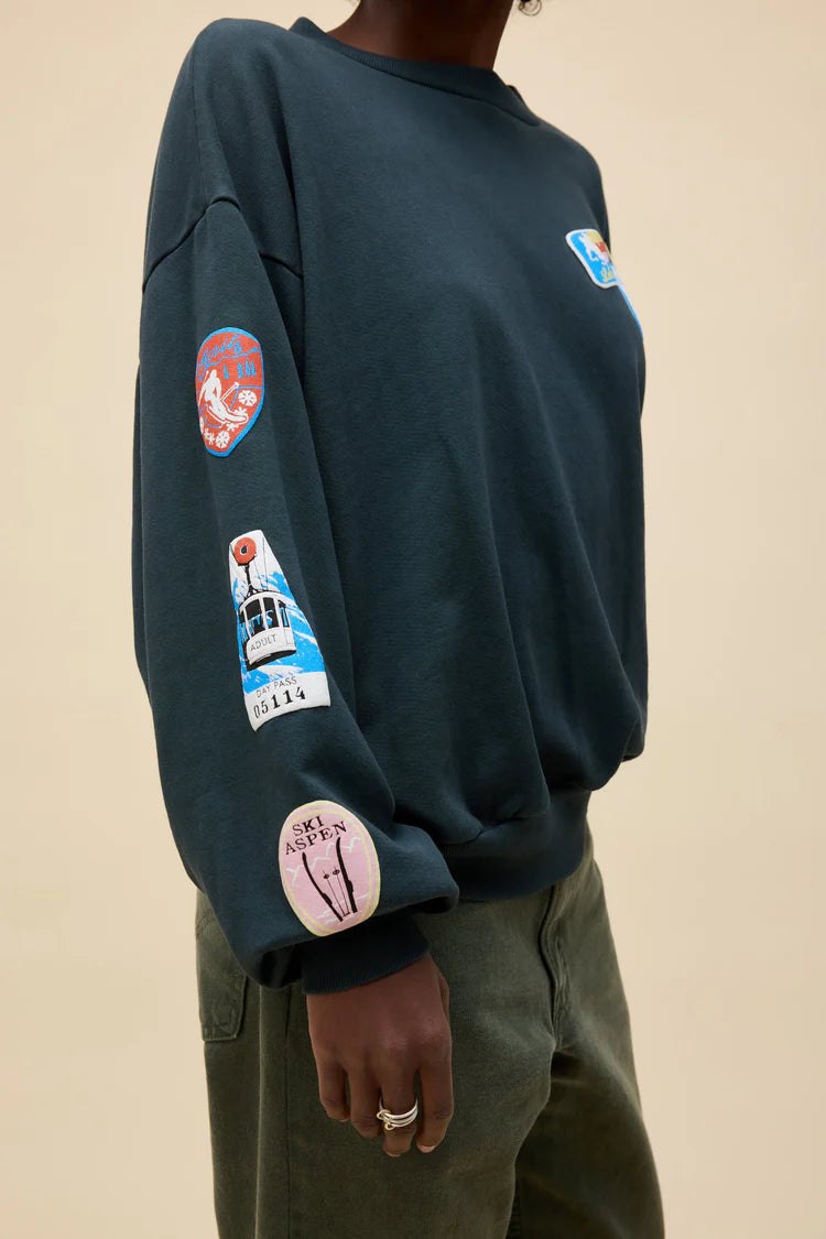 Ski Patch & Pass Oversized Sweatshirt