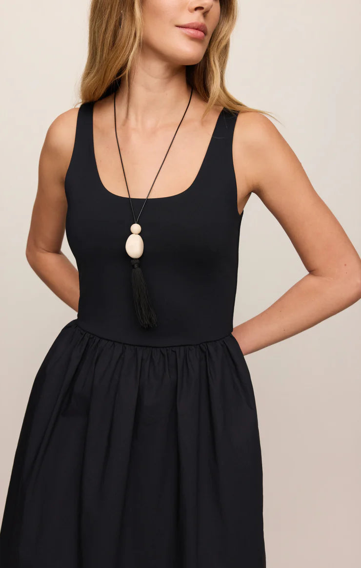 white draped dress Goddess Cut-Out Gown for Stunning Elegance – The Woman Concept Buy Viggo | Evening attribute:embellishments:bows Premium stretch jersey Size:L / 12